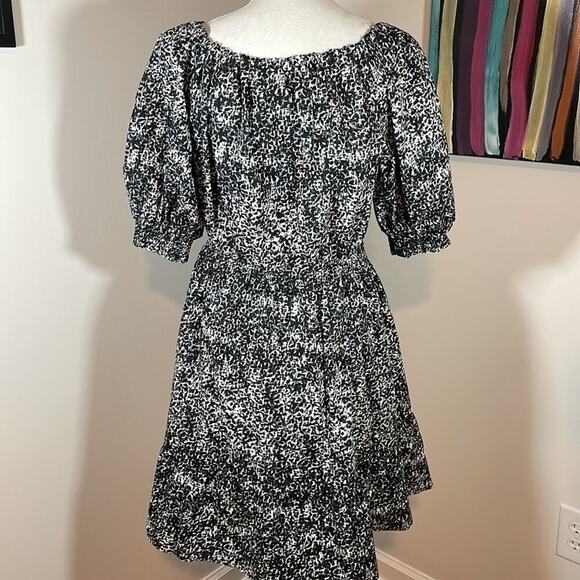 🤩3 for $30 Bundle Deal
GAP printed dress - Picture 5 of 8